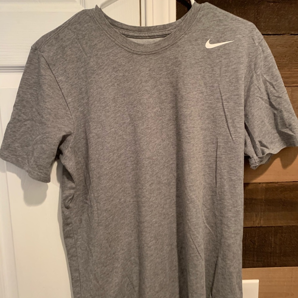Nike t-shirt